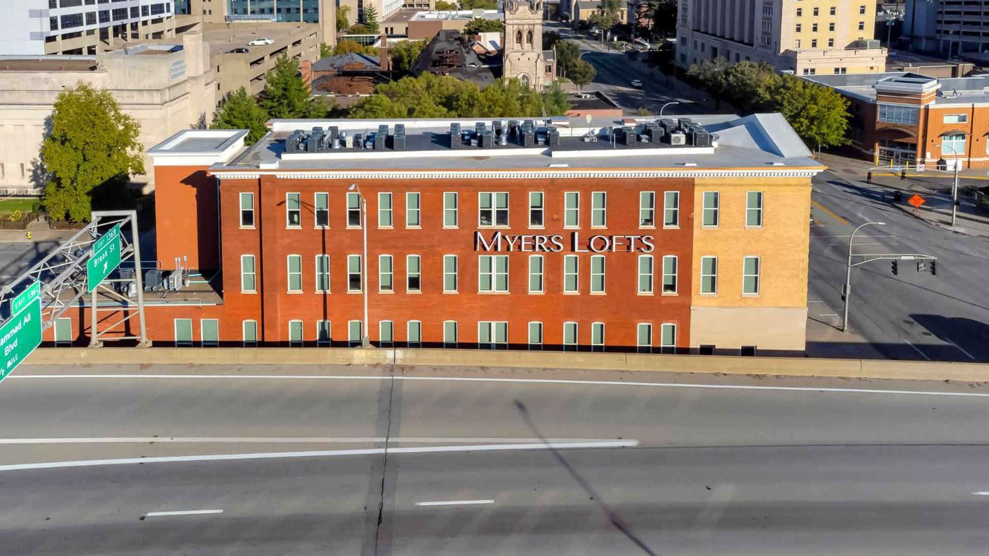 Bright And Modern In # 406 * Louisville